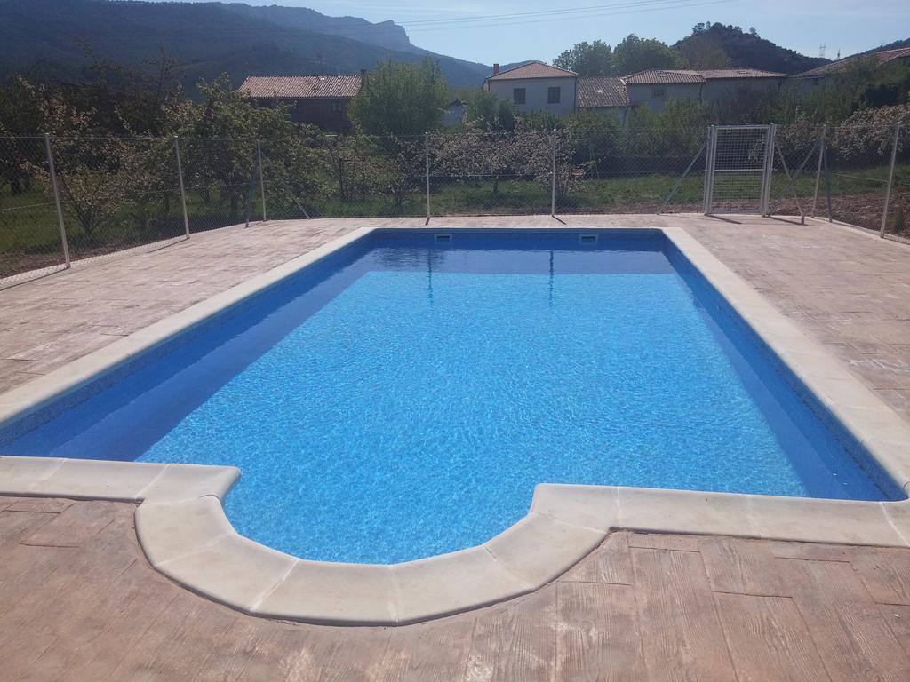 Puerta De Caderechas Villa Terminon Екстериор снимка