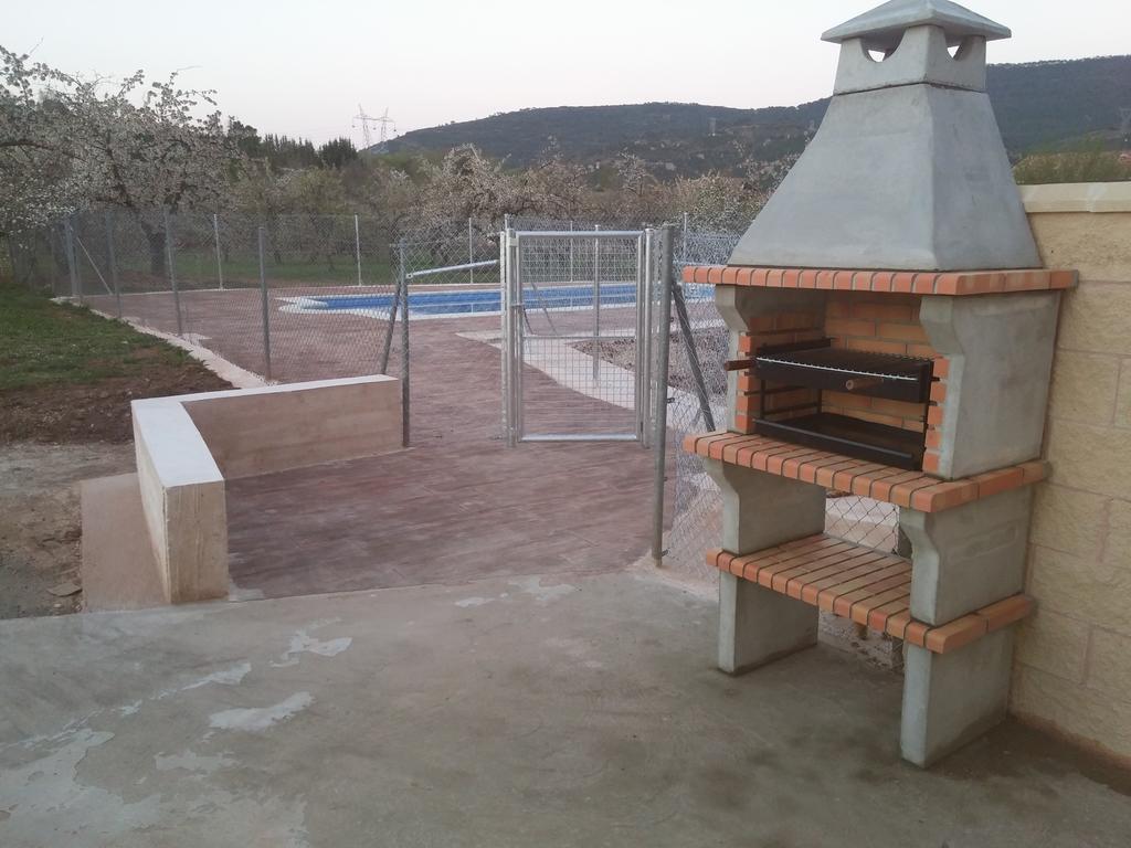 Puerta De Caderechas Villa Terminon Екстериор снимка